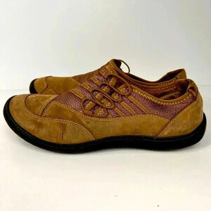 Clarks Privo Brown Suede Slip-On active lifestyle shoes Size 10M, Sneakers, Hike